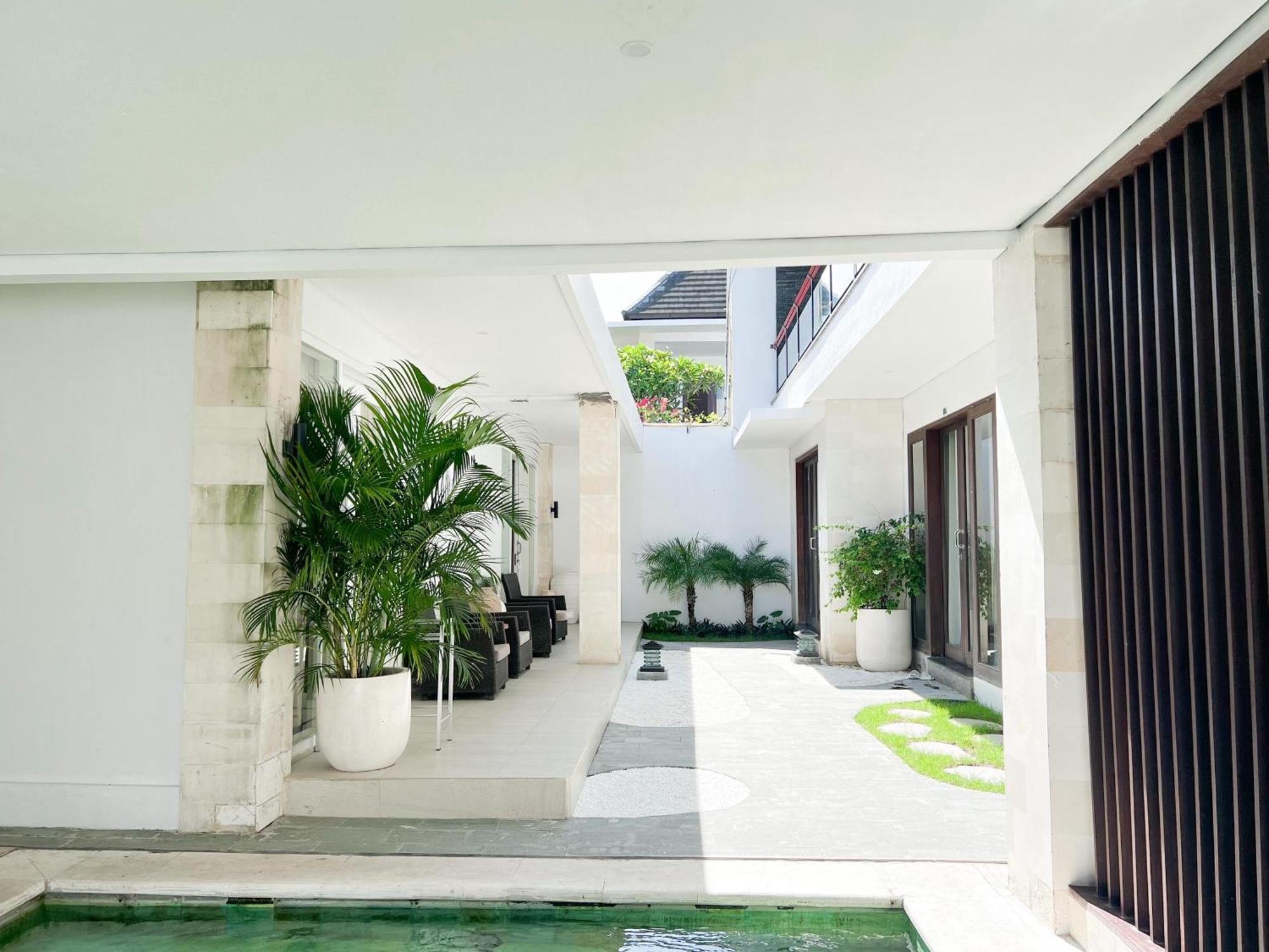 Apple Villas & Apartments Kerobokan Buitenkant foto